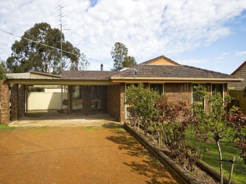 10 Austin Street, Winchelsea VIC 3241