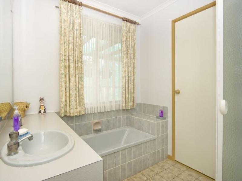 33 Jollys Road, Teesdale VIC 3328