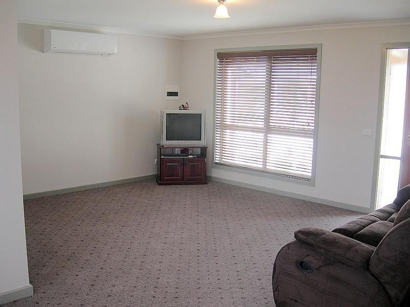 Unit 10/25 Burnside Road, Bannockburn VIC 3331