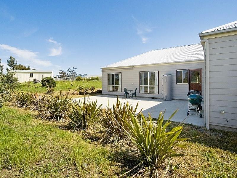 70 Yverdon Drive, Bannockburn VIC 3331