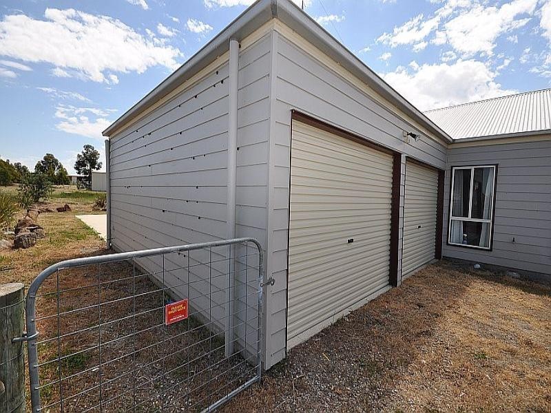 70 Yverdon Drive, Bannockburn VIC 3331