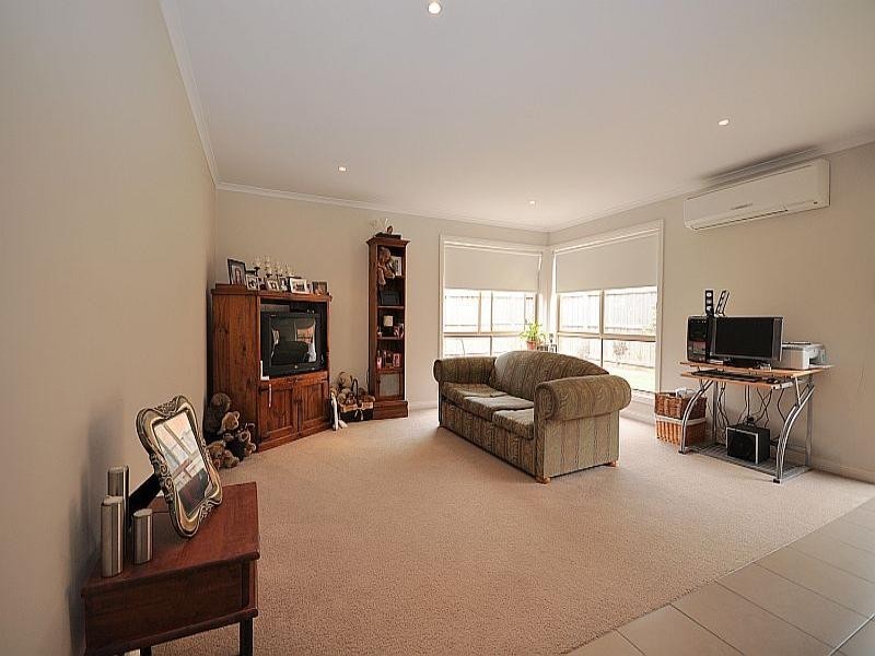 4/25 Burnside Road, Bannockburn VIC 3331