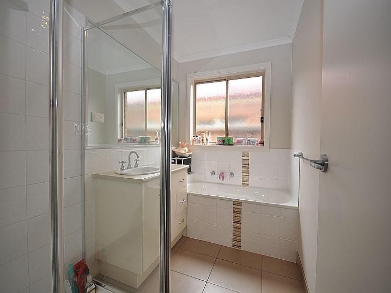 4/25 Burnside Road, Bannockburn VIC 3331