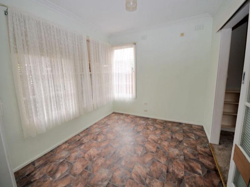 19 The Esplanade, North Shore VIC 3214