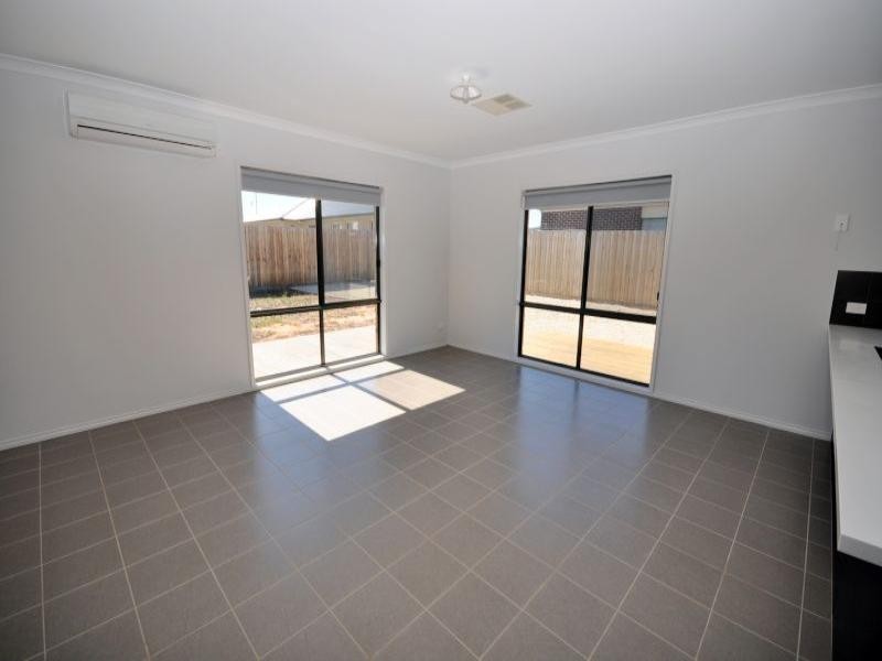 13 Darriwell Drive, Bannockburn VIC 3331