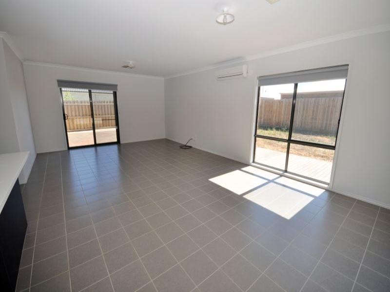 13 Darriwell Drive, Bannockburn VIC 3331