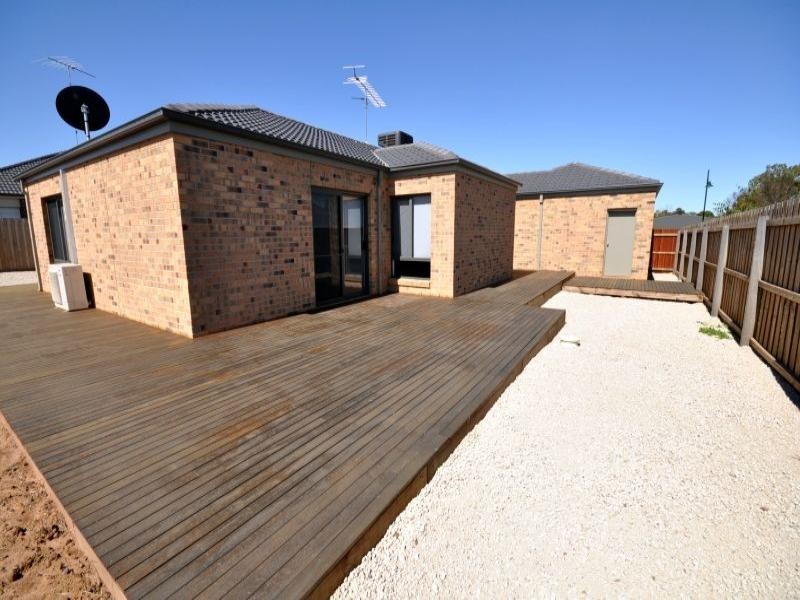 13 Darriwell Drive, Bannockburn VIC 3331