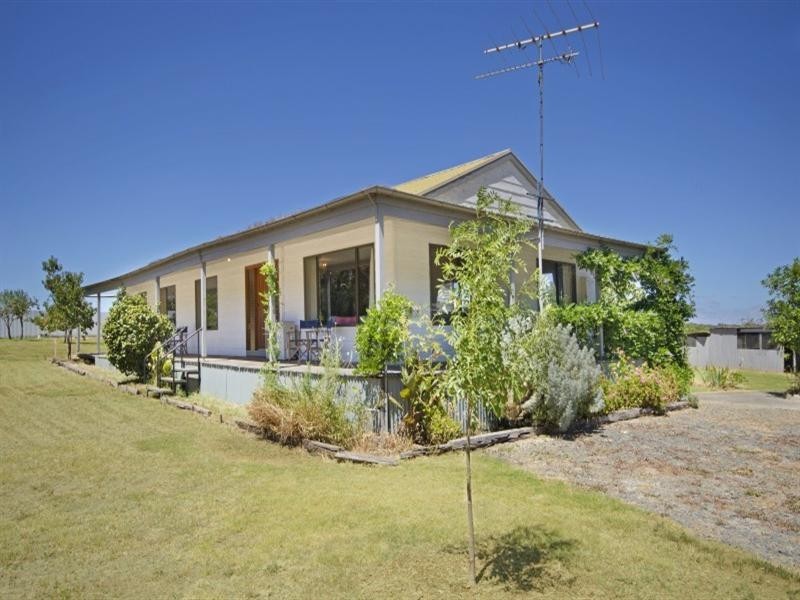 9 Weatherboard Road, Inverleigh VIC 3321