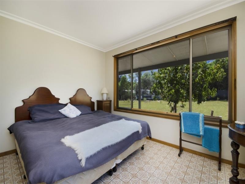 9 Weatherboard Road, Inverleigh VIC 3321