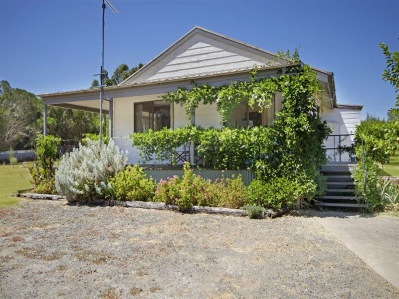 9 Weatherboard Road, Inverleigh VIC 3321
