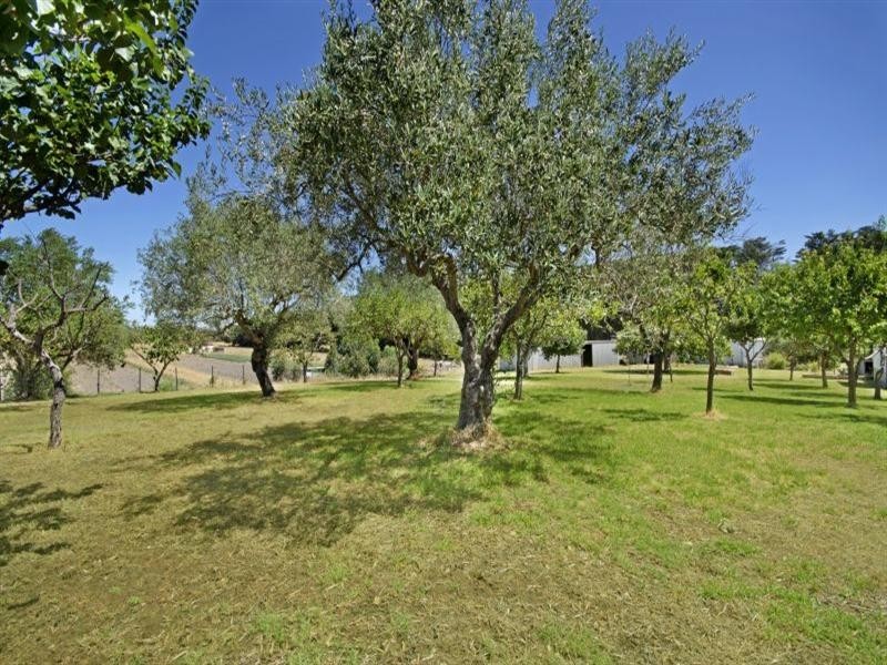 9 Weatherboard Road, Inverleigh VIC 3321