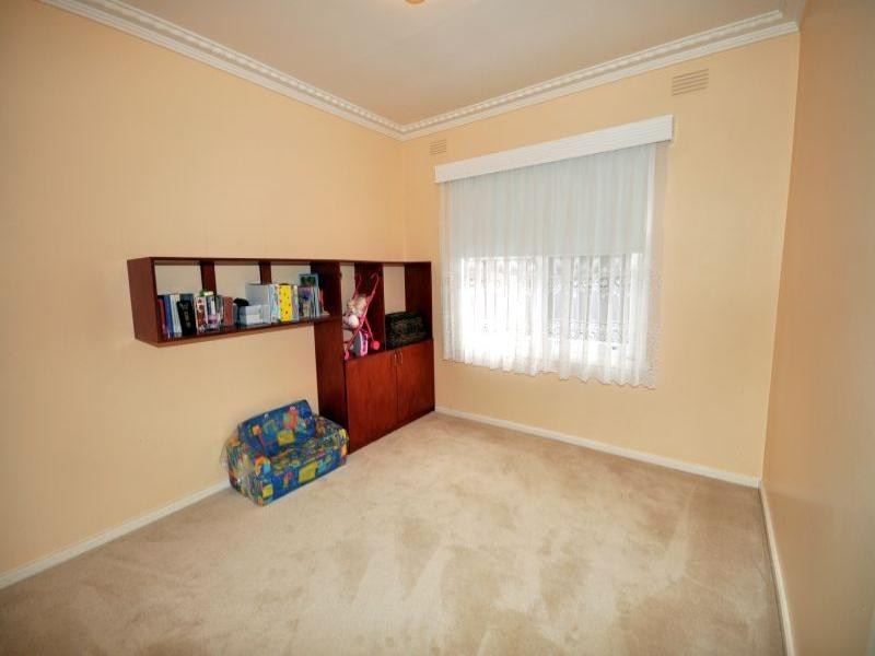 72 Ruhamah Avenue, Bell Post Hill VIC 3215