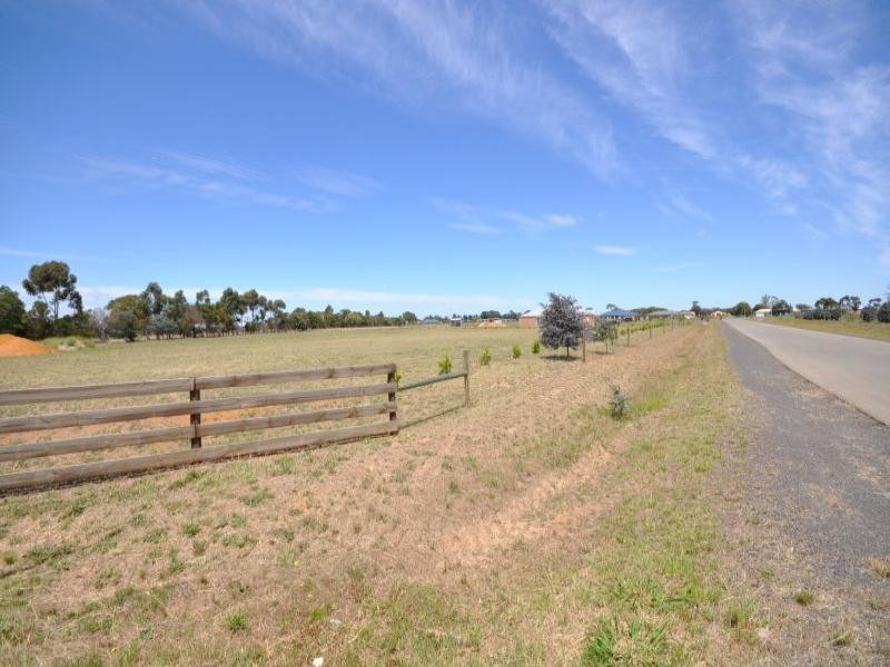 99 Eagle Court, Teesdale VIC 3328