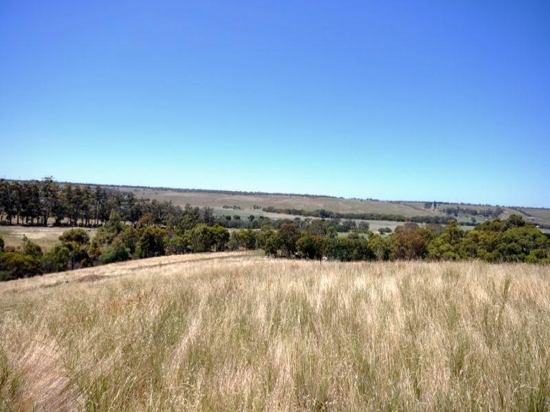 10 Carpenters Road, Shelford VIC 3329