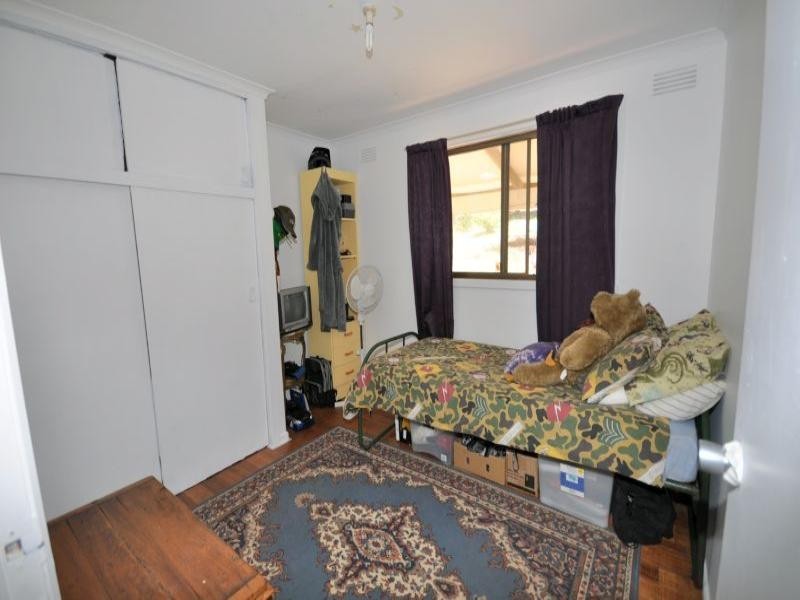 10 Carpenters Road, Shelford VIC 3329