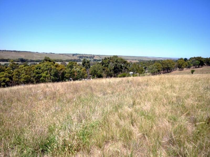 10 Carpenters Road, Shelford VIC 3329