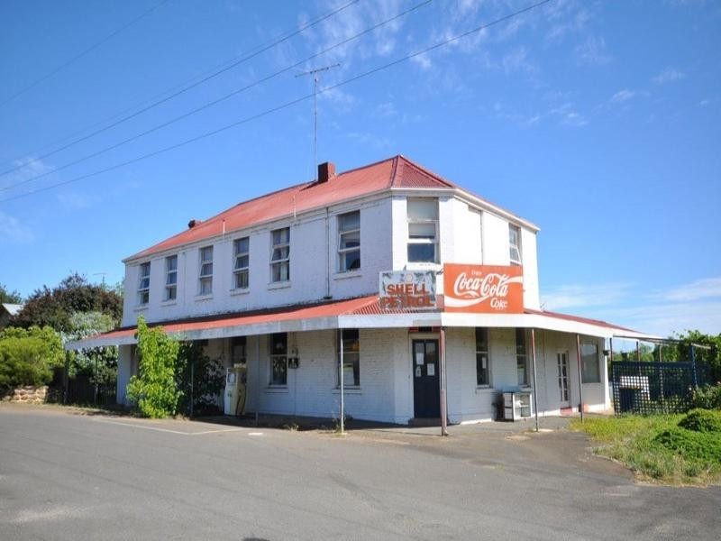 2 Mercer Street, Shelford VIC 3329