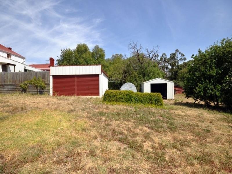 2 Mercer Street, Shelford VIC 3329