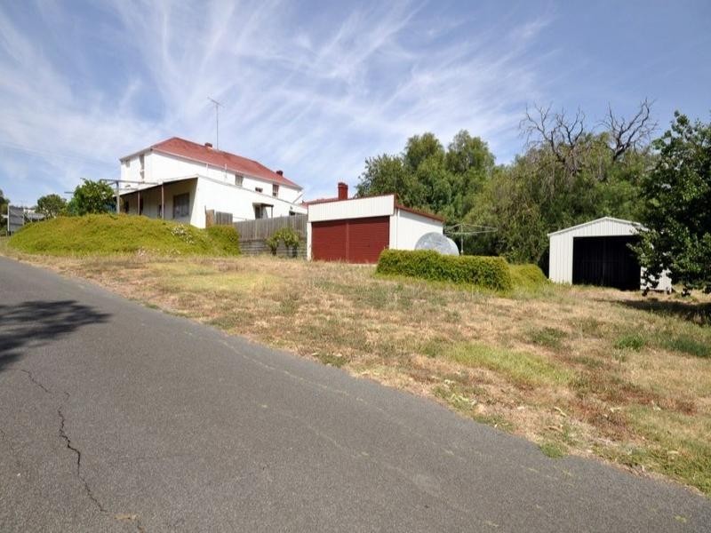 2 Mercer Street, Shelford VIC 3329