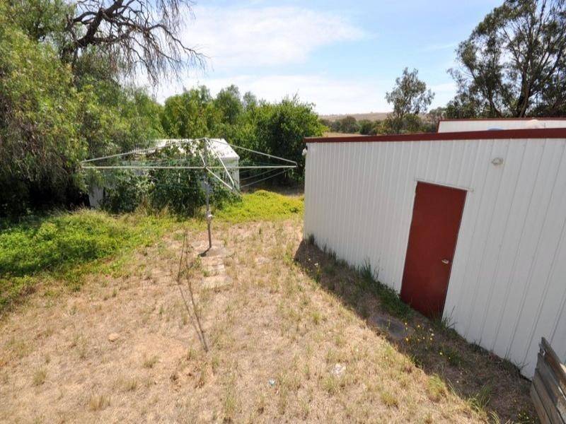 2 Mercer Street, Shelford VIC 3329