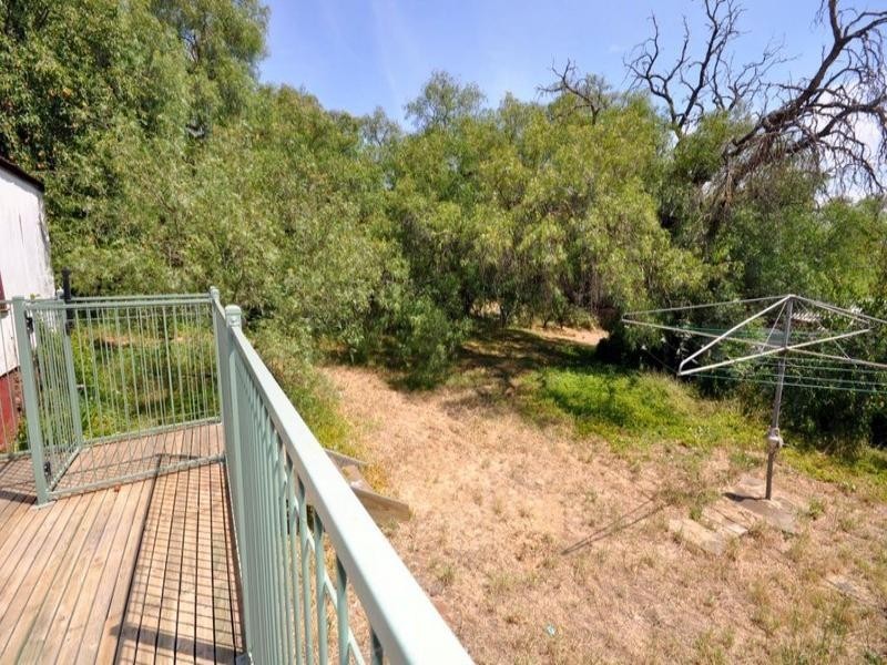 2 Mercer Street, Shelford VIC 3329