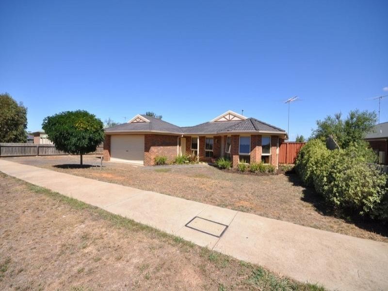 22 Earl Crescent, Bannockburn VIC 3331