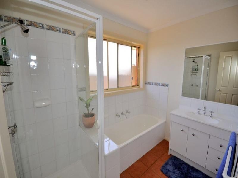 22 Earl Crescent, Bannockburn VIC 3331