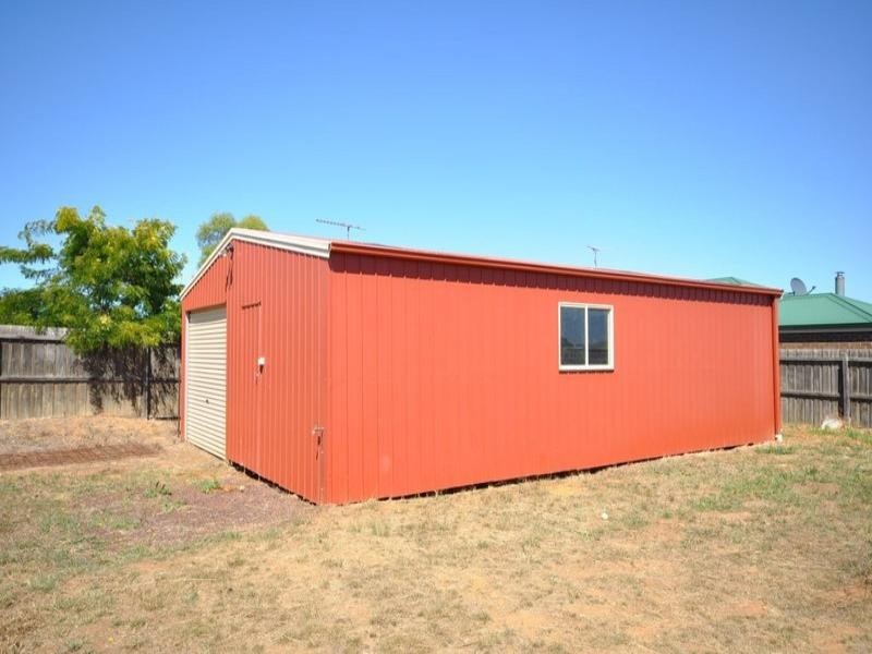 22 Earl Crescent, Bannockburn VIC 3331