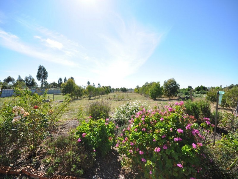 2808 Midland Highway, Lethbridge VIC 3332