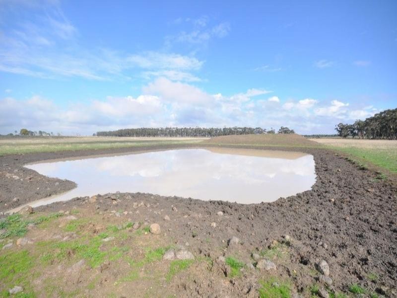 Stonehenge Edgars Road, Derrinallum VIC 3325