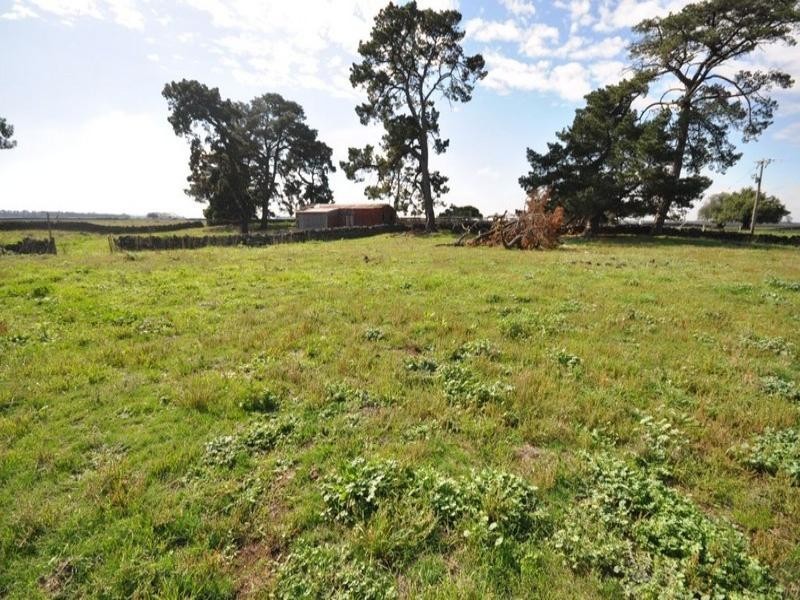 Stonehenge Edgars Road, Derrinallum VIC 3325