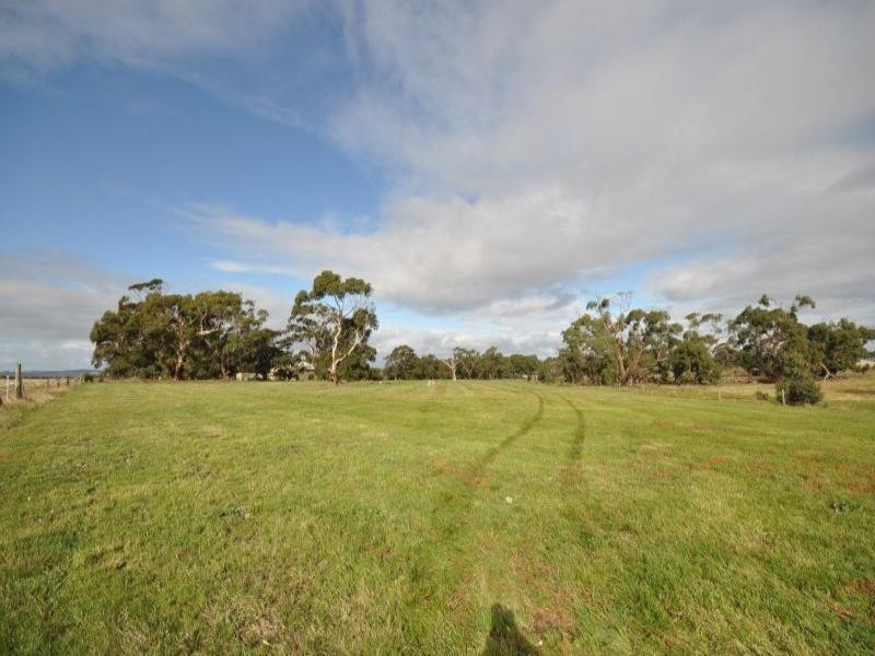 Lot 13 or 32 Argyle Park Court, Inverleigh VIC 3321
