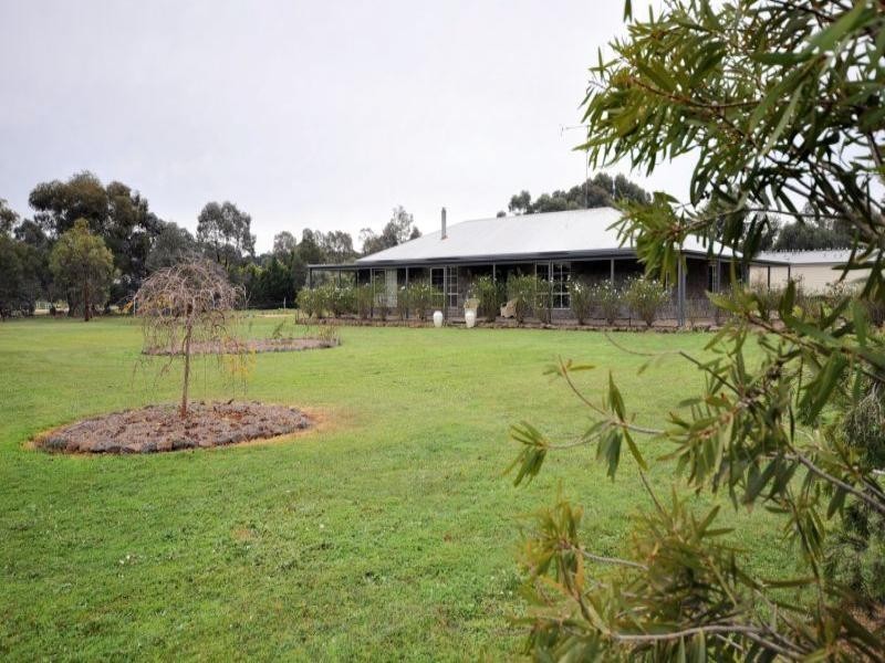 38 Native Hut Drive, Teesdale VIC 3328