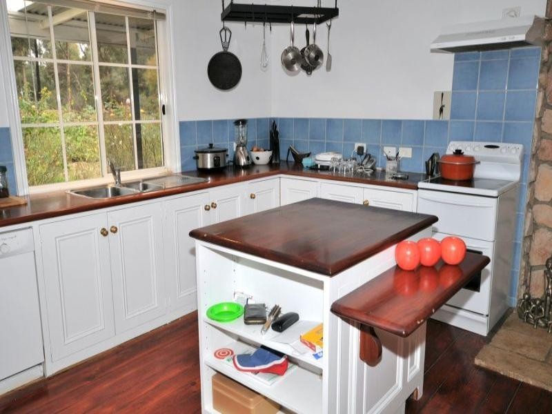 38 Native Hut Drive, Teesdale VIC 3328