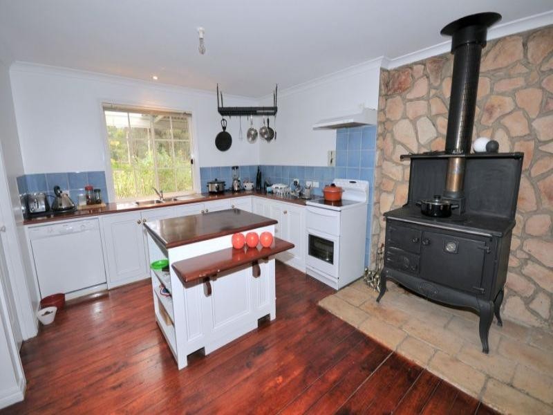 38 Native Hut Drive, Teesdale VIC 3328