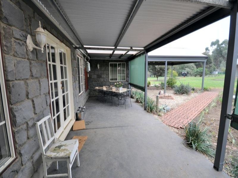 38 Native Hut Drive, Teesdale VIC 3328