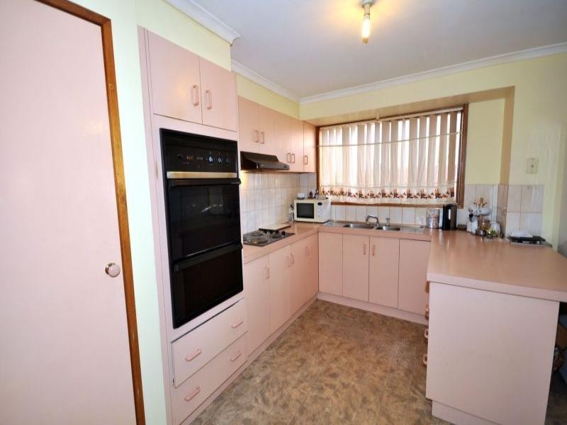 12 Bingara Avenue, Norlane VIC 3214