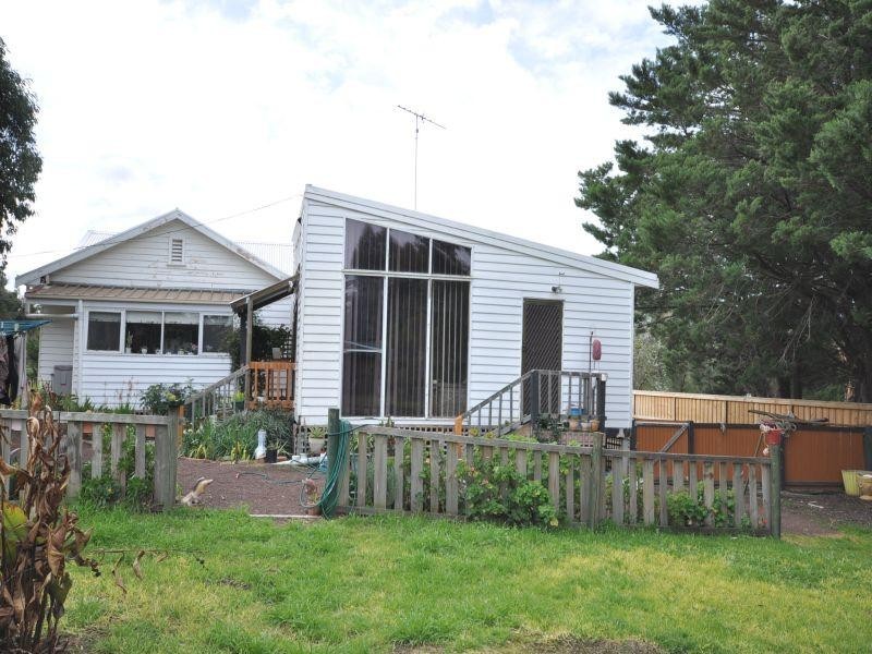 18 Pyke Street, Teesdale VIC 3328