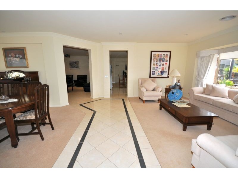 15 Lucien Place, Bannockburn VIC 3331