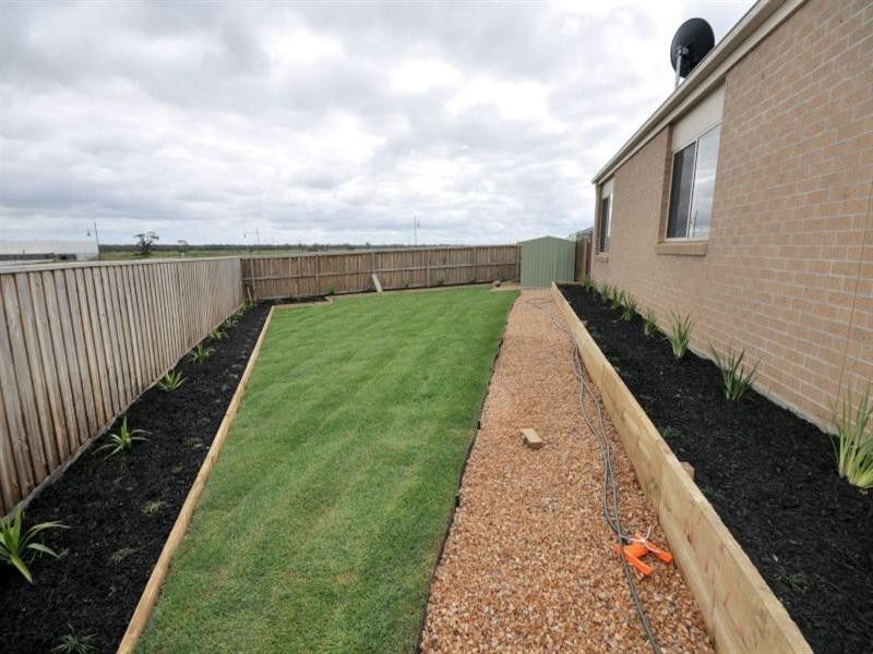 8 Chasseles Place, Bannockburn VIC 3331