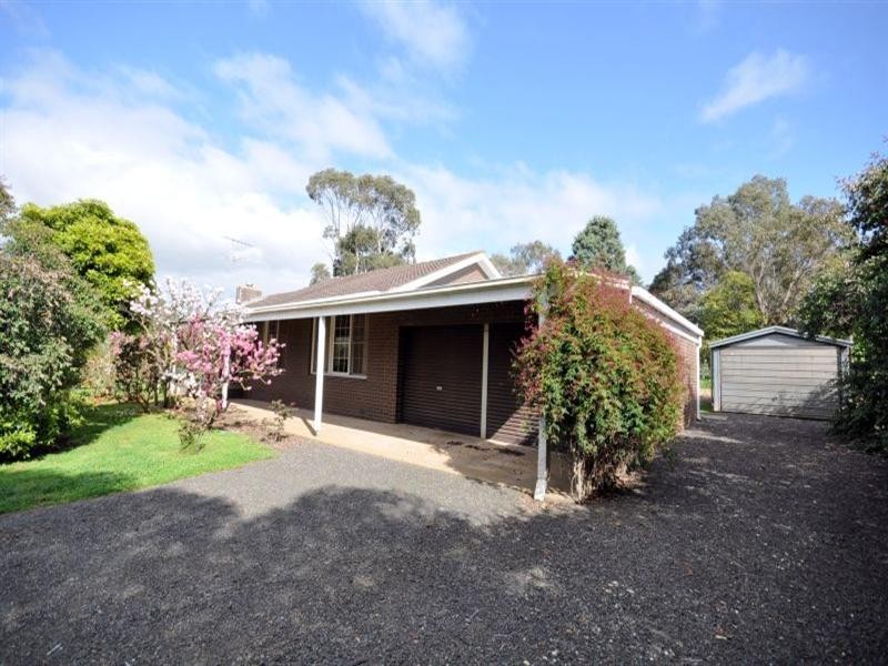 33 Bruce Street, Teesdale VIC 3328