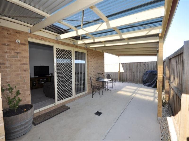 Unit 2/33 Dardel Drive, Bannockburn VIC 3331