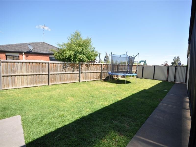 4 Edenborough Way, Bannockburn VIC 3331