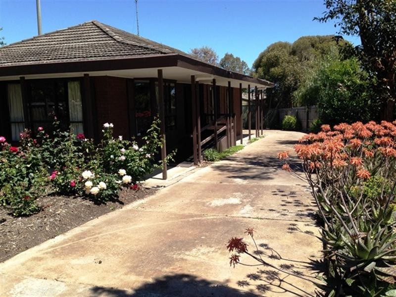 19 Noyes Road, Lethbridge VIC 3332