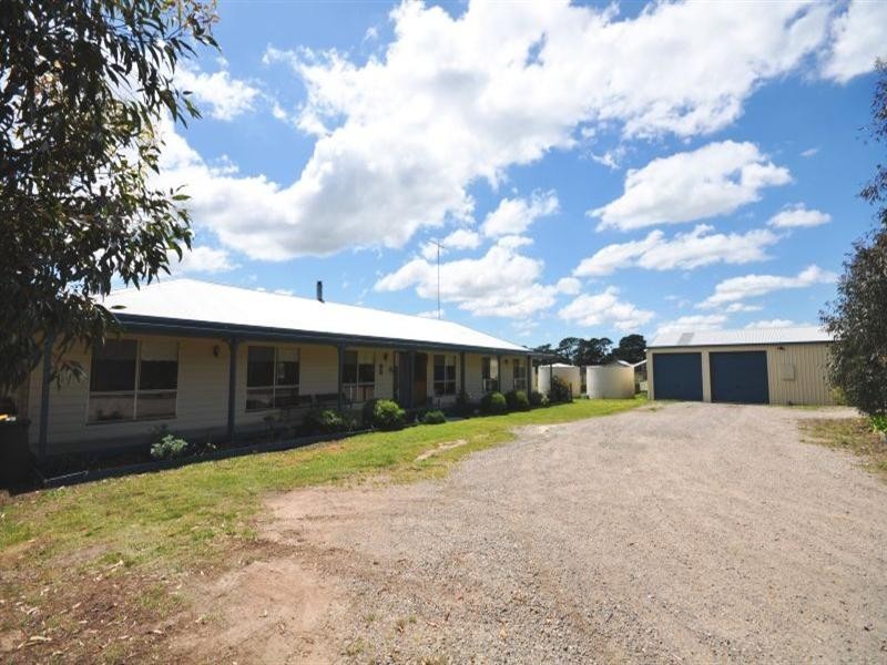 136 Cemetery Road, Inverleigh VIC 3321