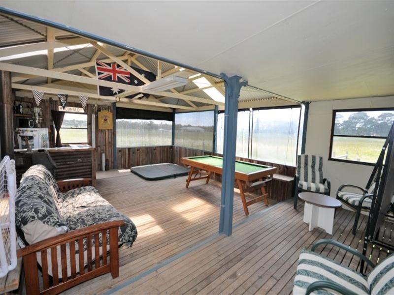 136 Cemetery Road, Inverleigh VIC 3321