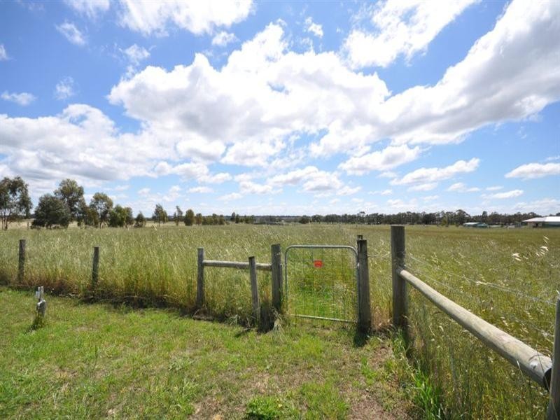 136 Cemetery Road, Inverleigh VIC 3321