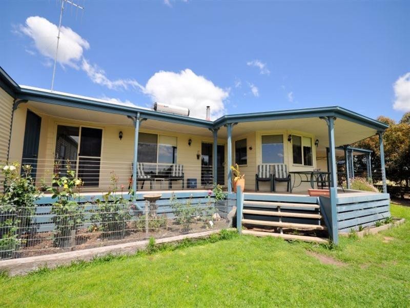 136 Cemetery Road, Inverleigh VIC 3321