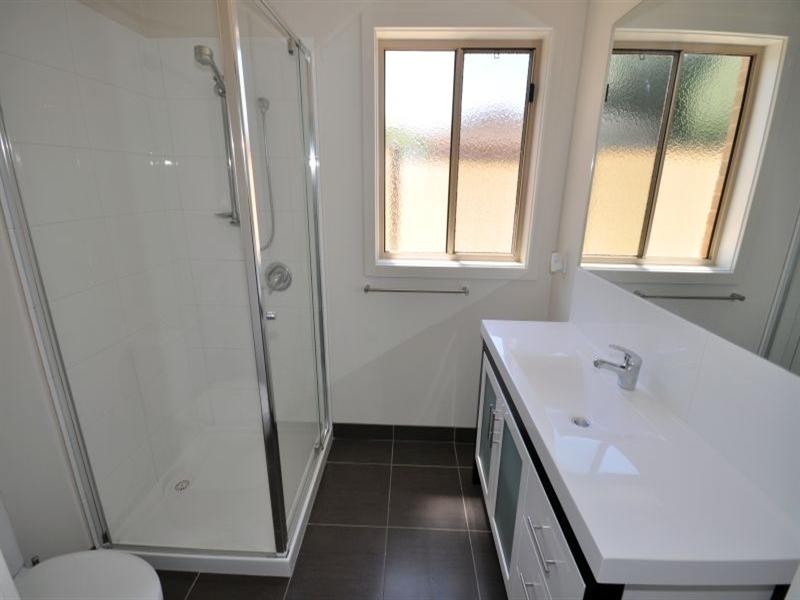 Unit 3/8A Moore Street, Bannockburn VIC 3331