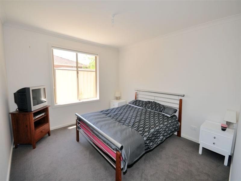 Unit 3/8A Moore Street, Bannockburn VIC 3331